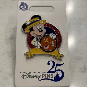 Disney 25th Anniversary Mickey Mouse Pin Trading Limited Edition Pin NWT